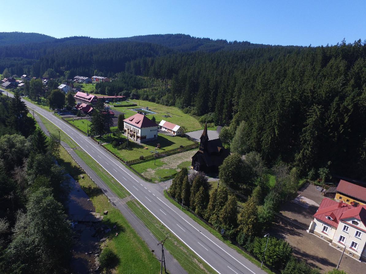 Obec Bílá